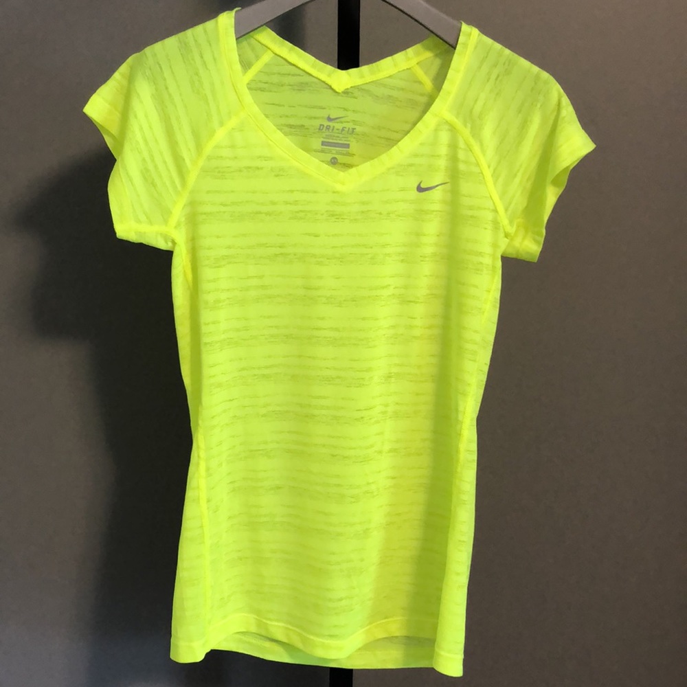 Nike dri-fit tee